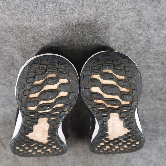 Nike Shoes Big Kids 5Y Athletic Trainers Revolution Running Sneaker Black White - Picture 13 of 14